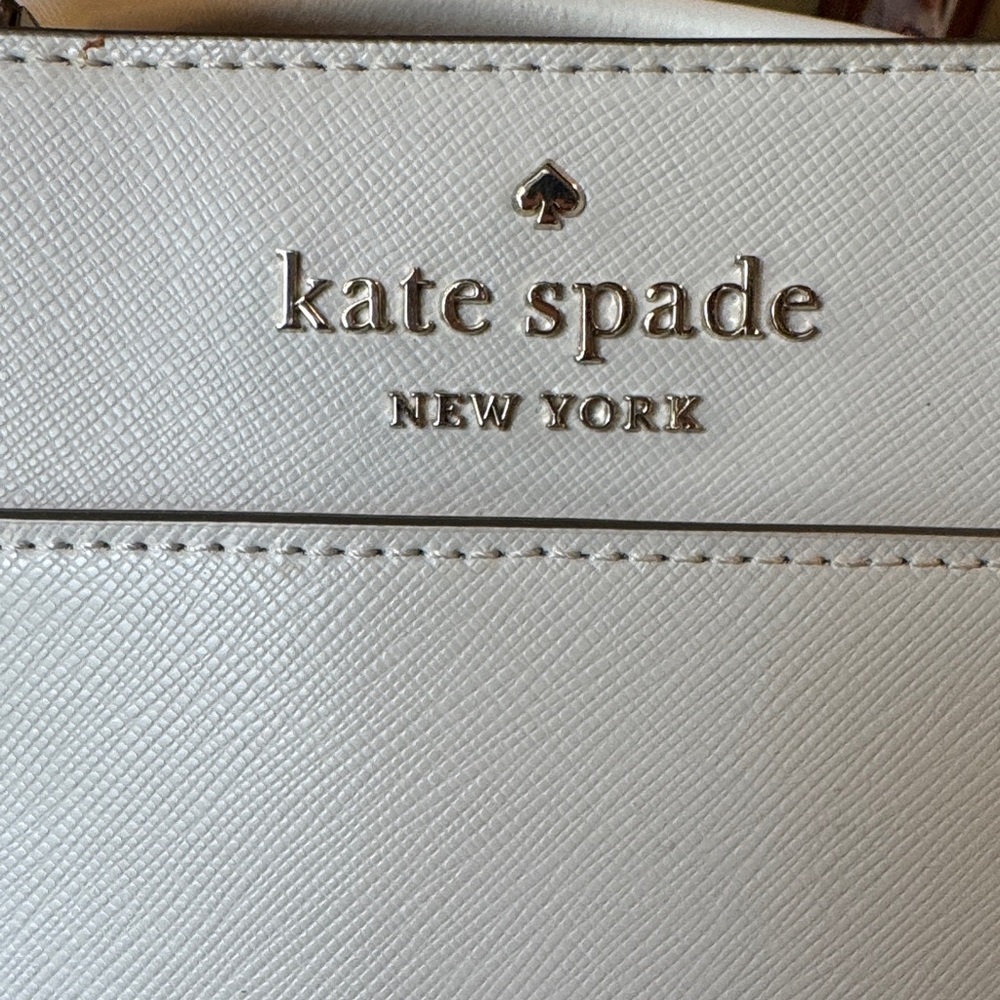 Kate Spade Vintage White Handbag - Picture 9 of 9